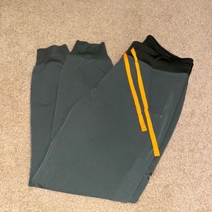 LIMITED EDITION MOSS FIGS ZAMORA JOGGER SCRUB PANTS